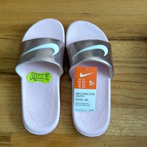 Nike Kawa Slide Pink Silver Girls sz 5Y NWT